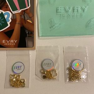Evry Jewels 3 pack of bracelets